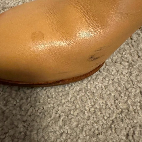 TORY BURCH Bristol Ankle Boots Tan Leather Sz 10.5
Reg $395 - Picture 8 of 8